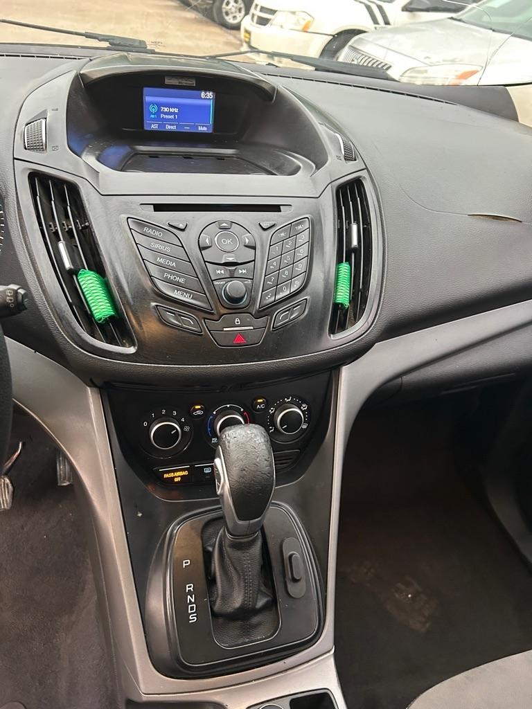 Ford Escape  2015