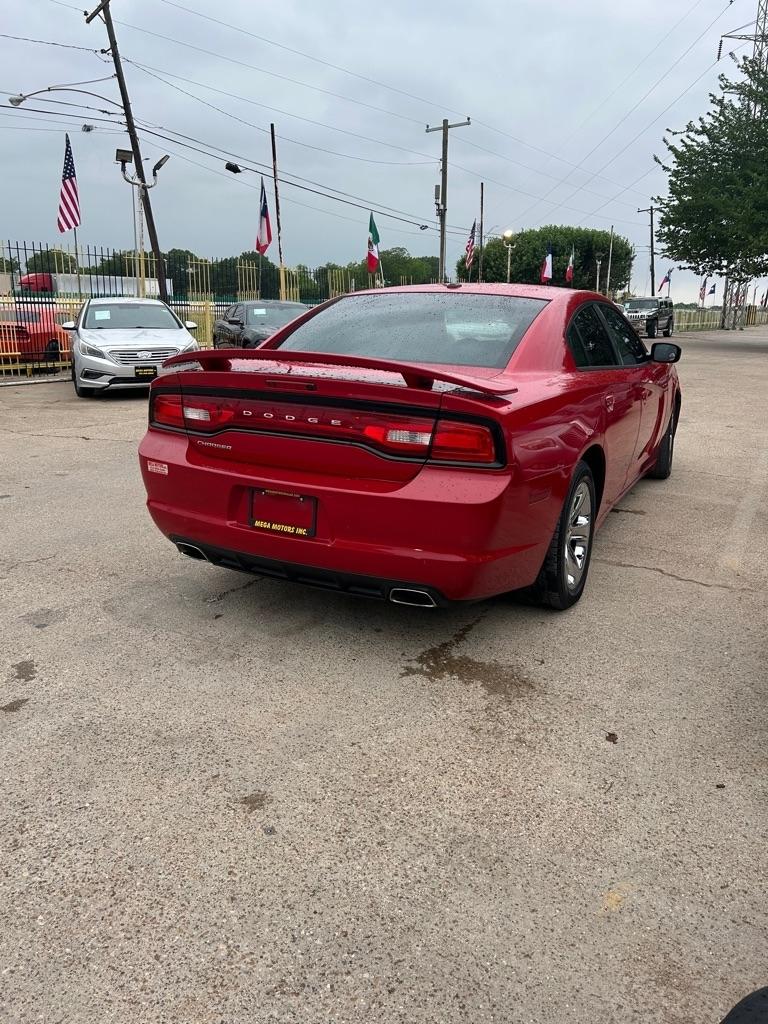 2013 Dodge Charger SXT's photo