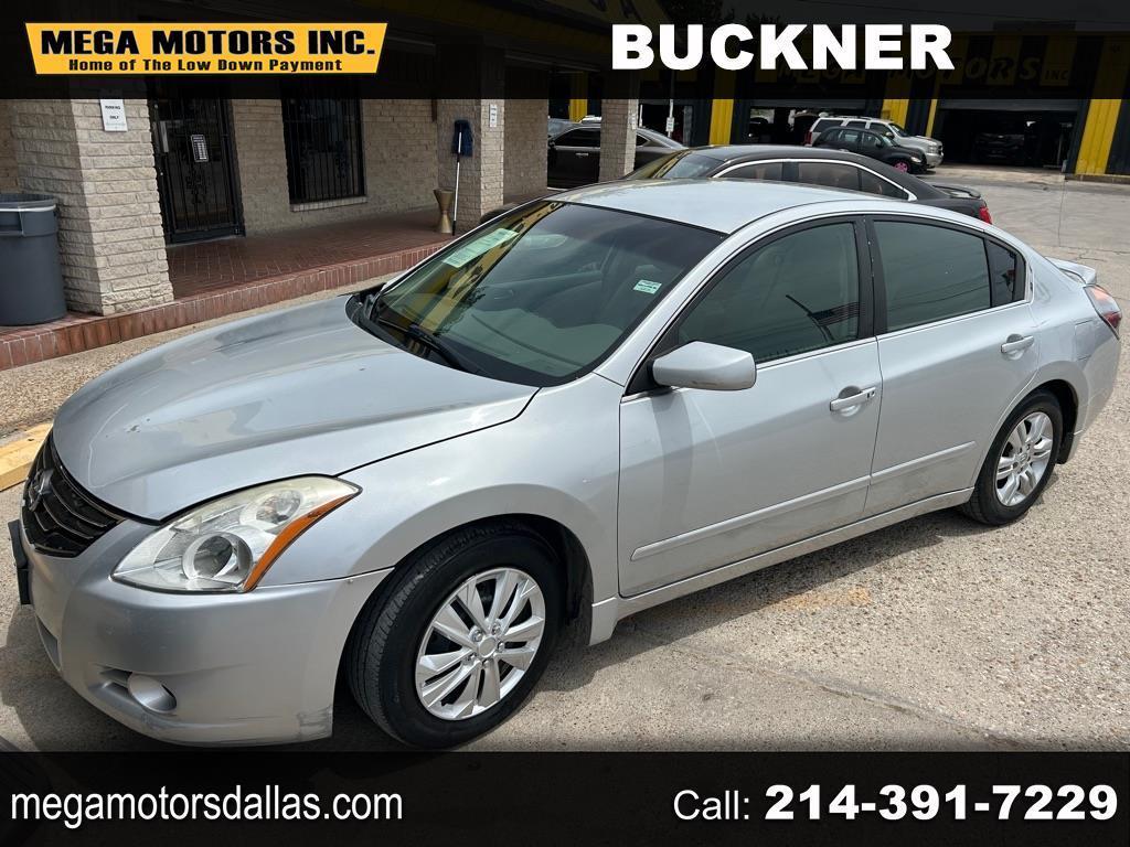 Nissan Altima  2012