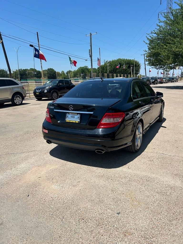 Mercedes-Benz C-Class  2011