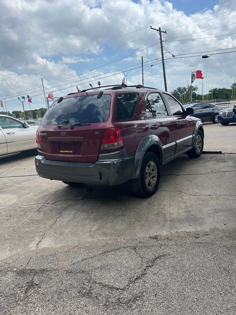 2004 Kia Sorento EX's photo