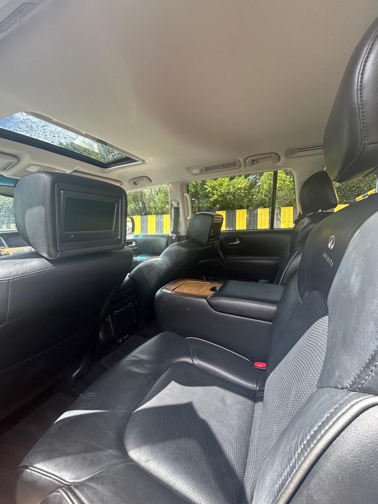 Infiniti QX56  2013