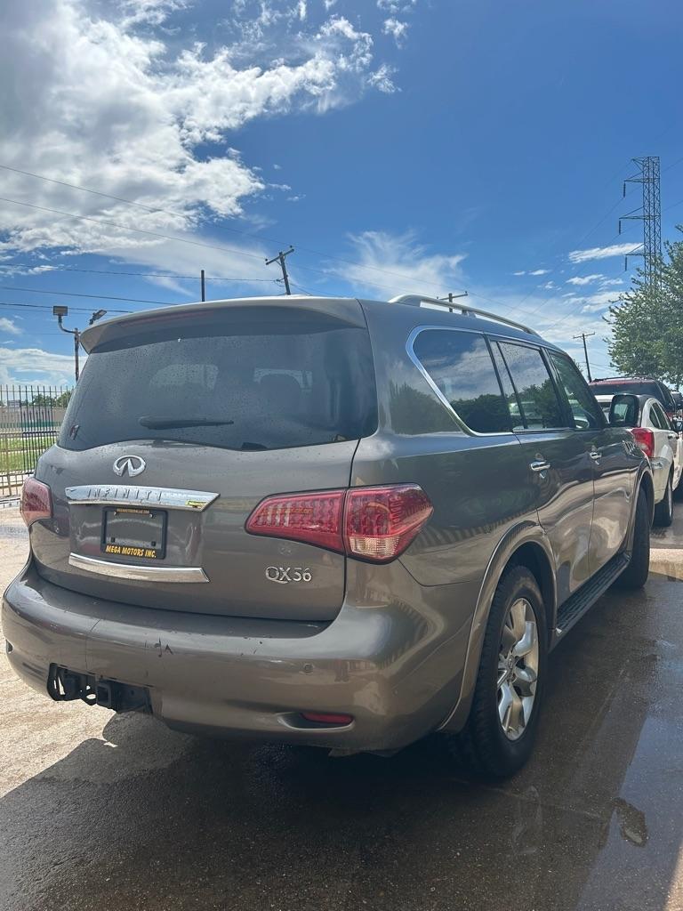 Infiniti QX56  2013