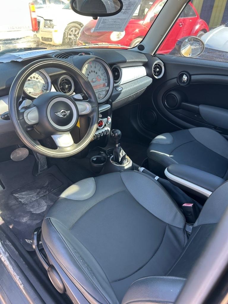 MINI Cooper  2008