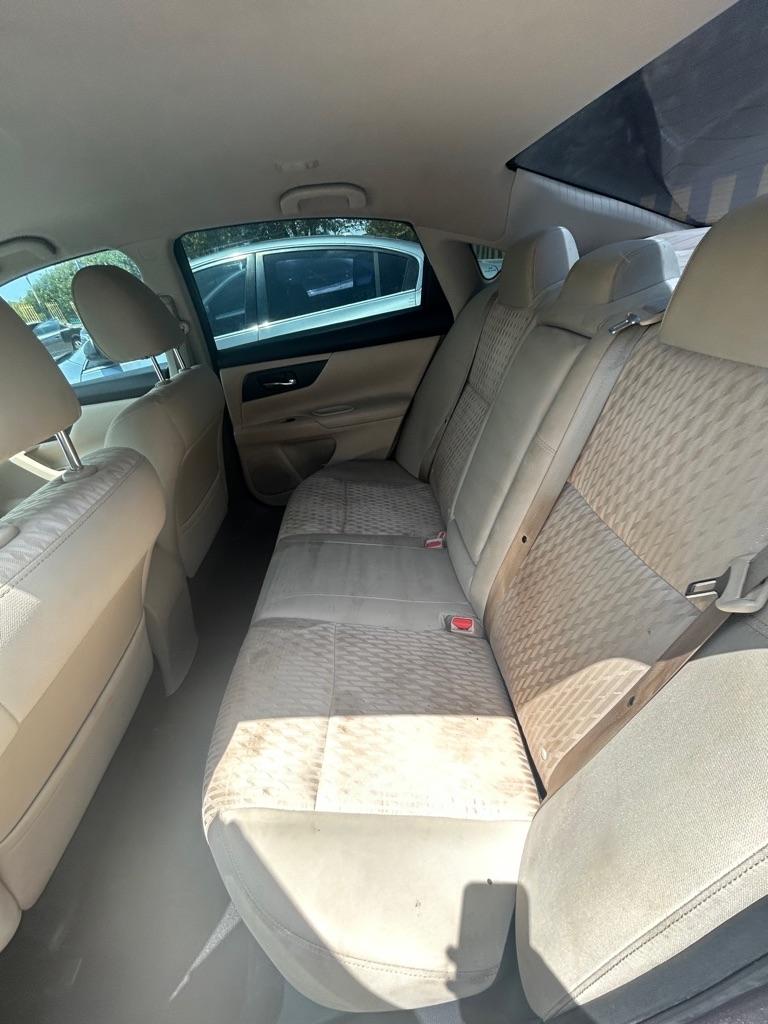 Nissan Altima  2017