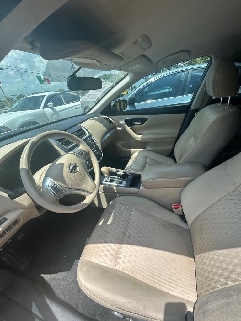 Nissan Altima  2017