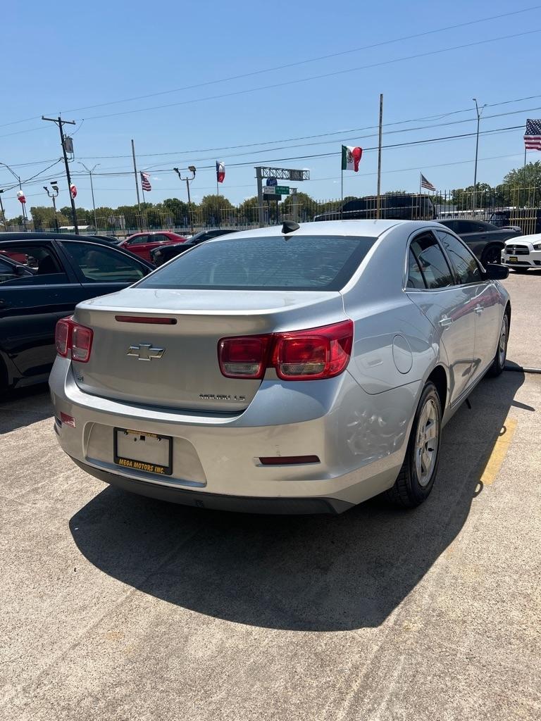 Chevrolet Malibu  2015