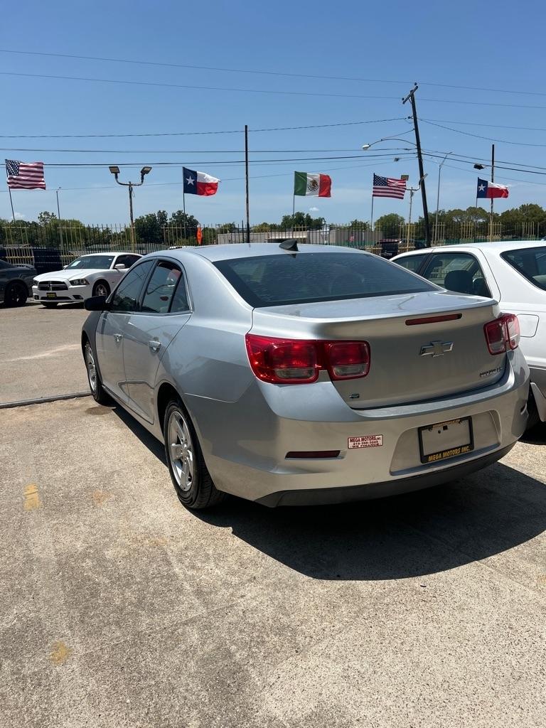 Chevrolet Malibu  2015