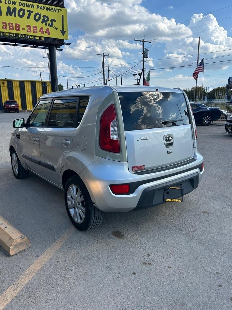 Kia Soul  2012