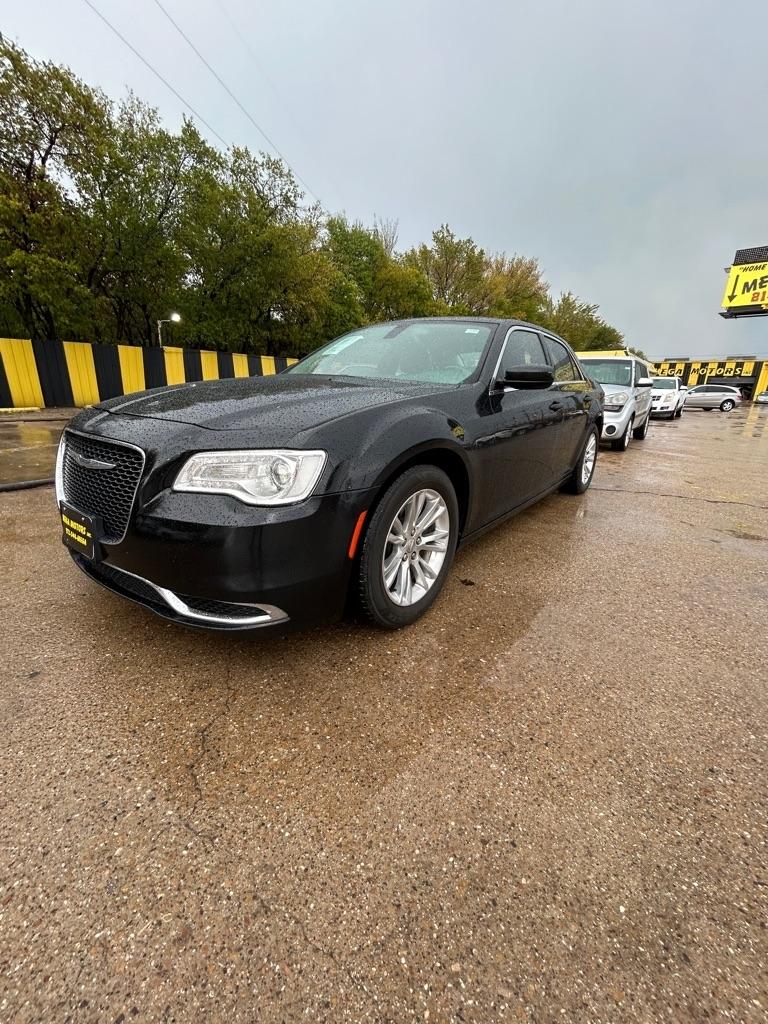 2016 Chrysler 300 LIMITED