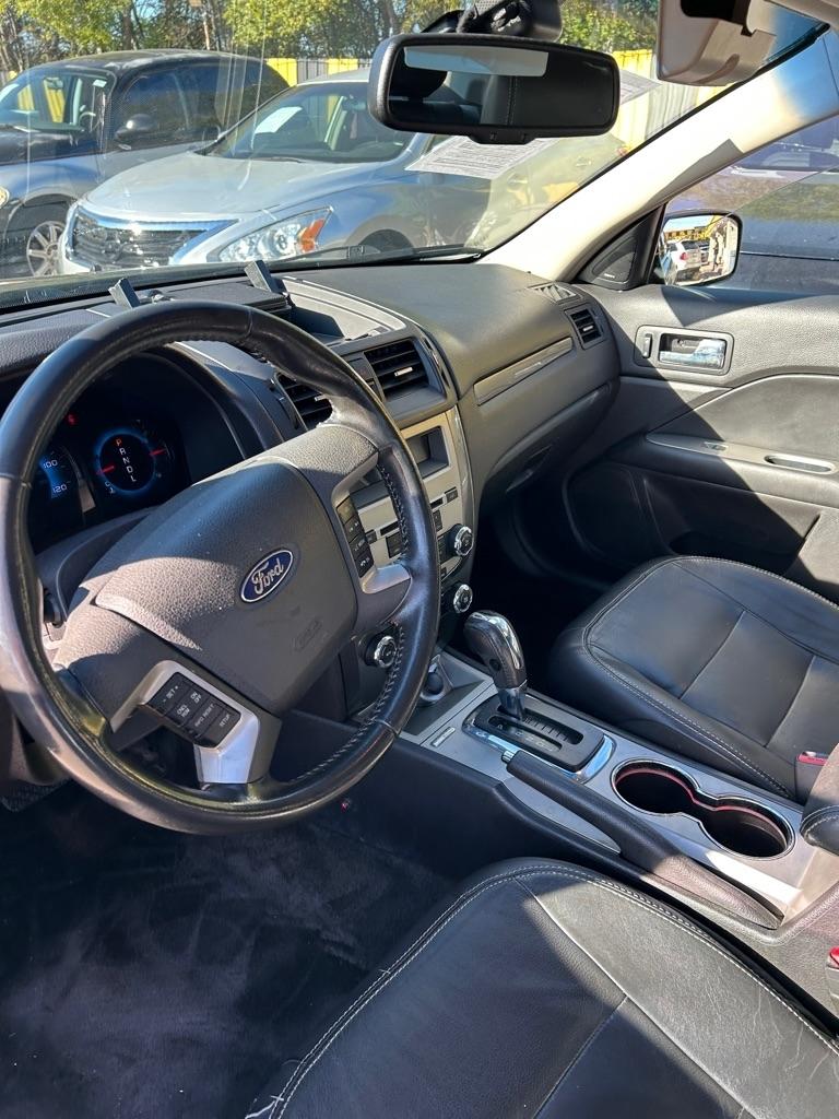 Ford Fusion  2011