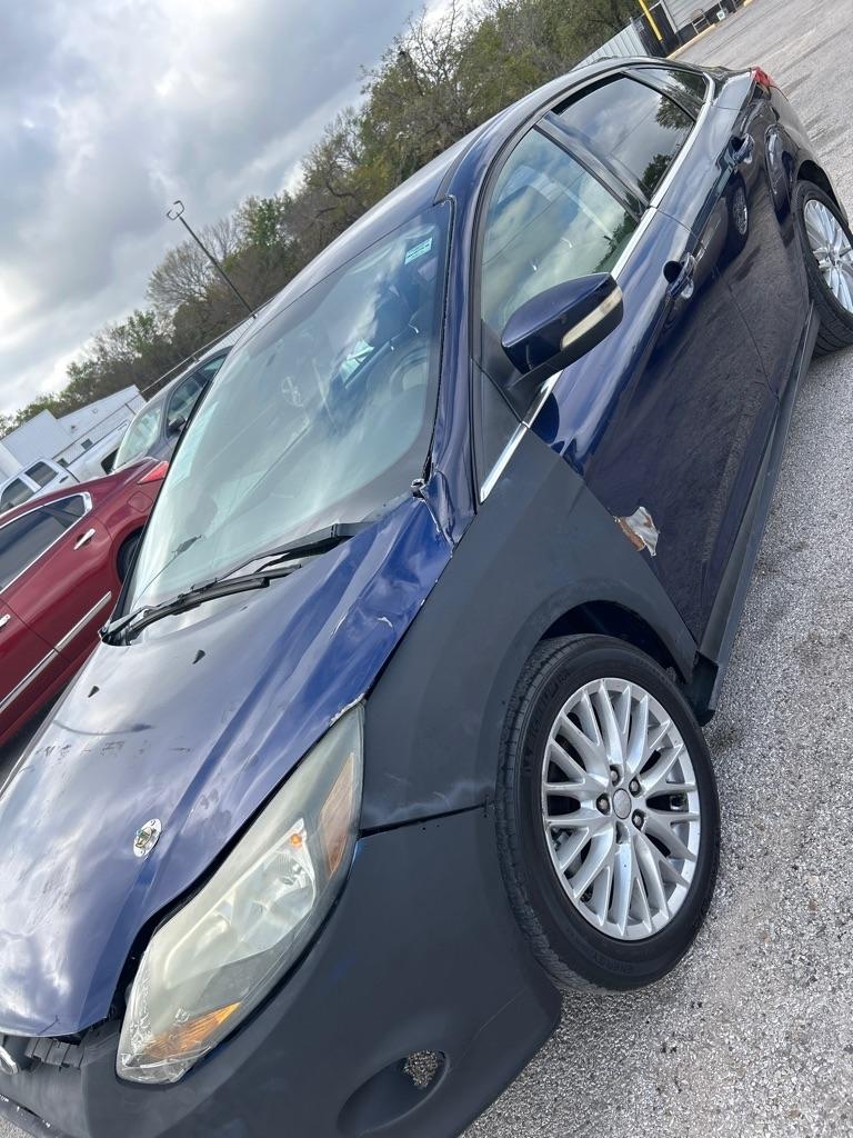 Ford Focus  2012