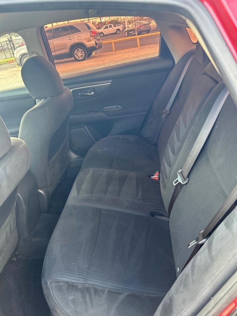 Nissan Altima  2015