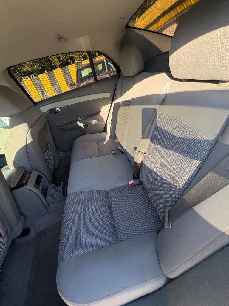 Chevrolet Malibu  2011