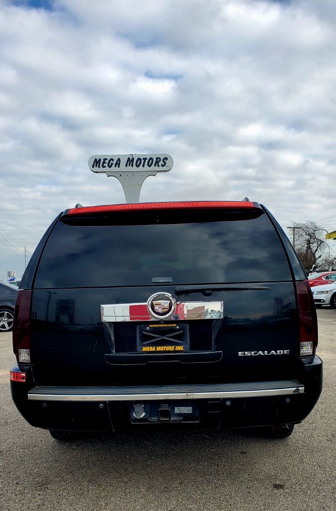 Cadillac Escalade  2008