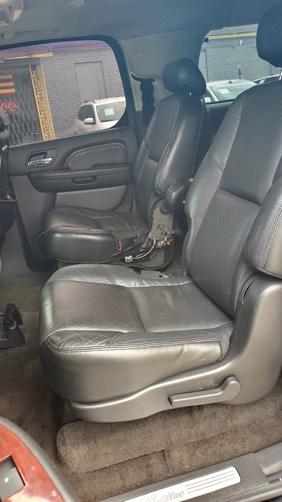 Cadillac Escalade  2008