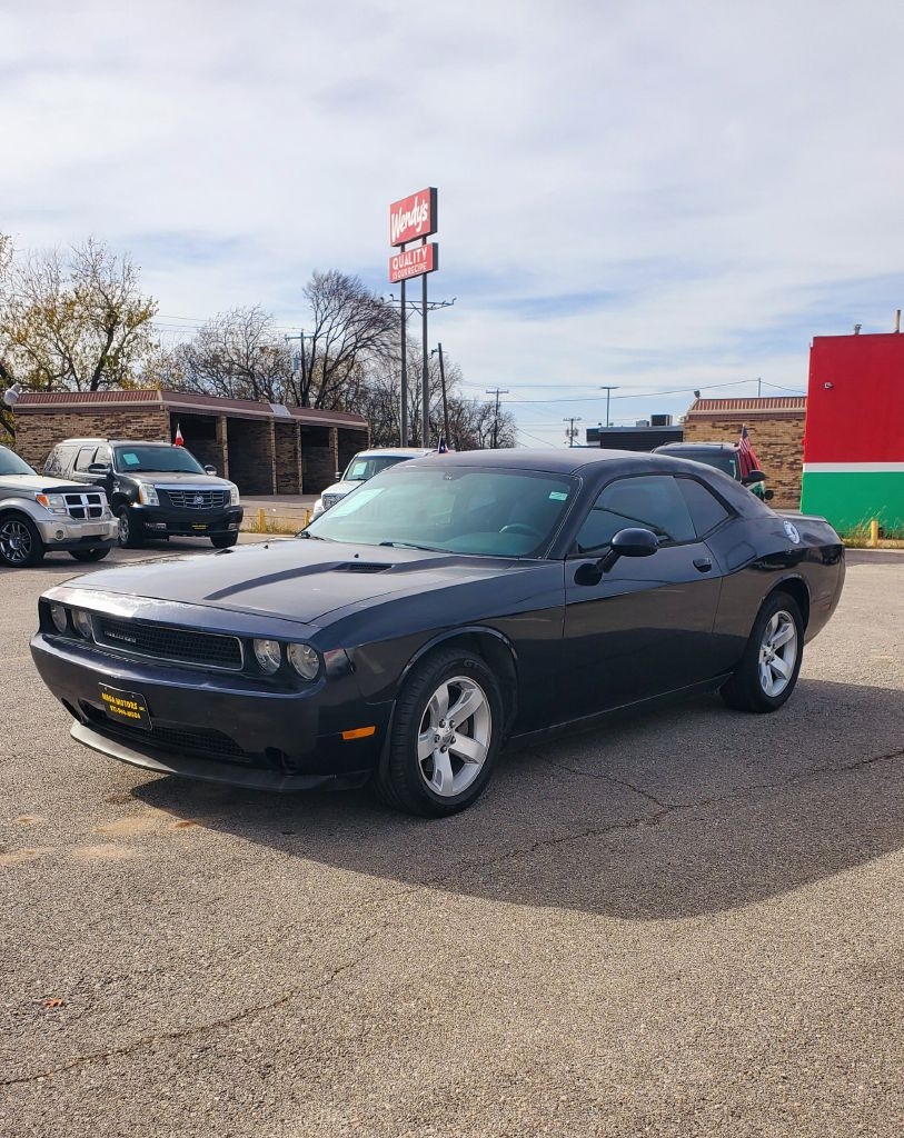 Dodge Challenger  2011