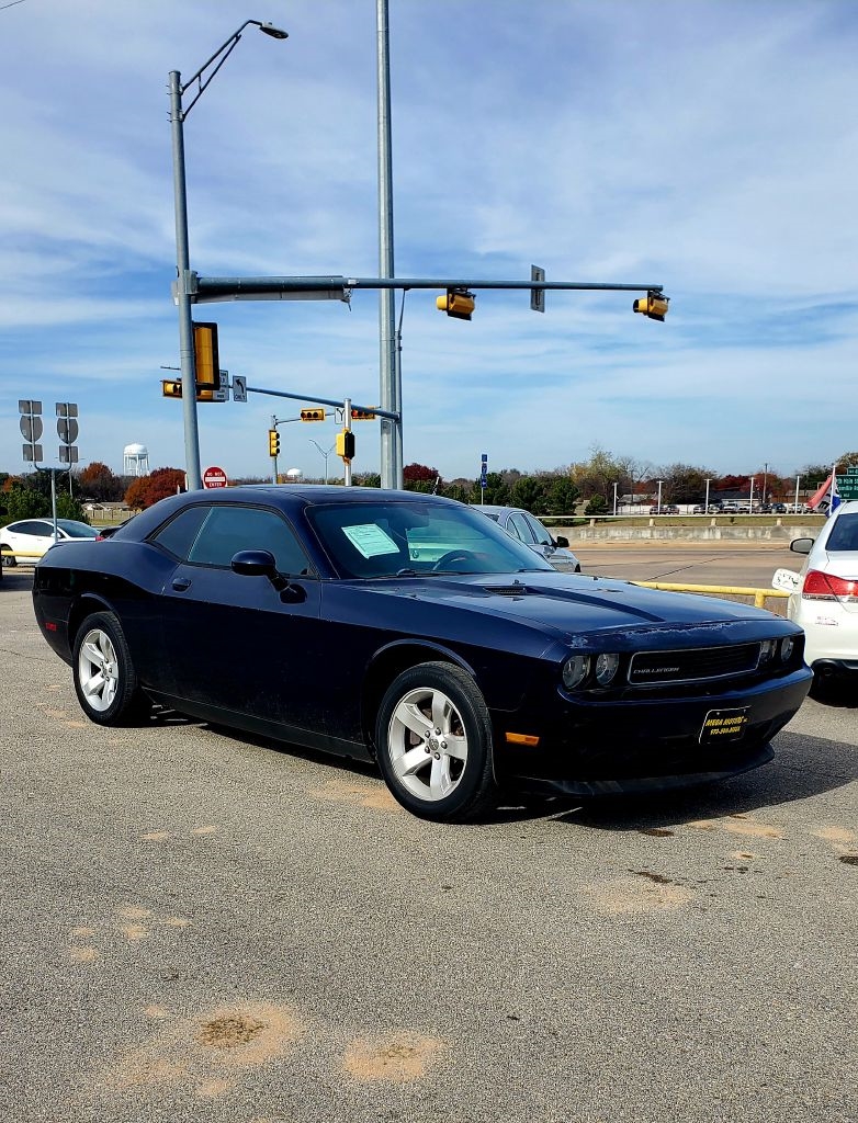 Dodge Challenger  2011