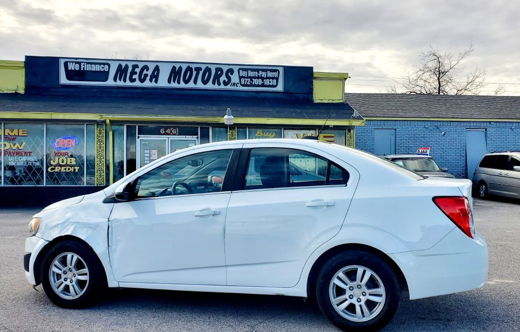 2016 Chevrolet Sonic LT