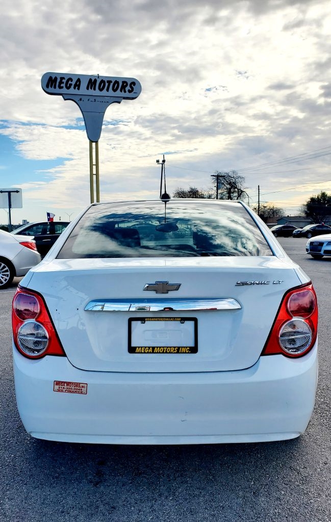 Chevrolet Sonic  2016