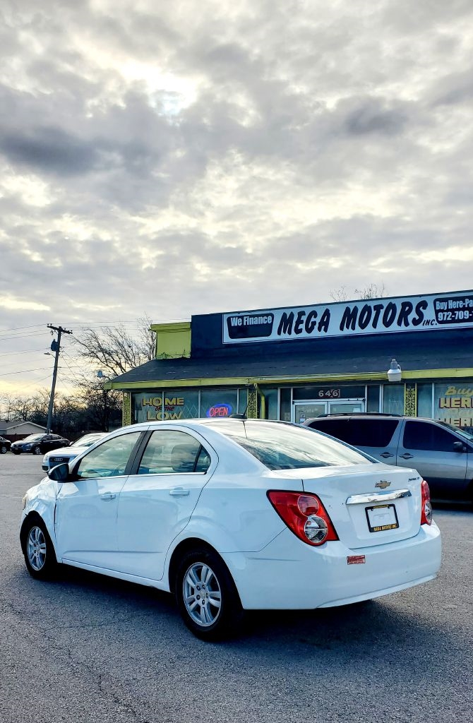 Chevrolet Sonic  2016