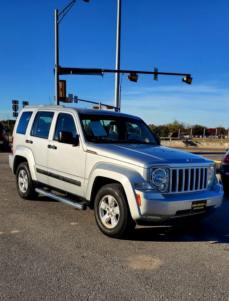 Jeep Liberty  2011