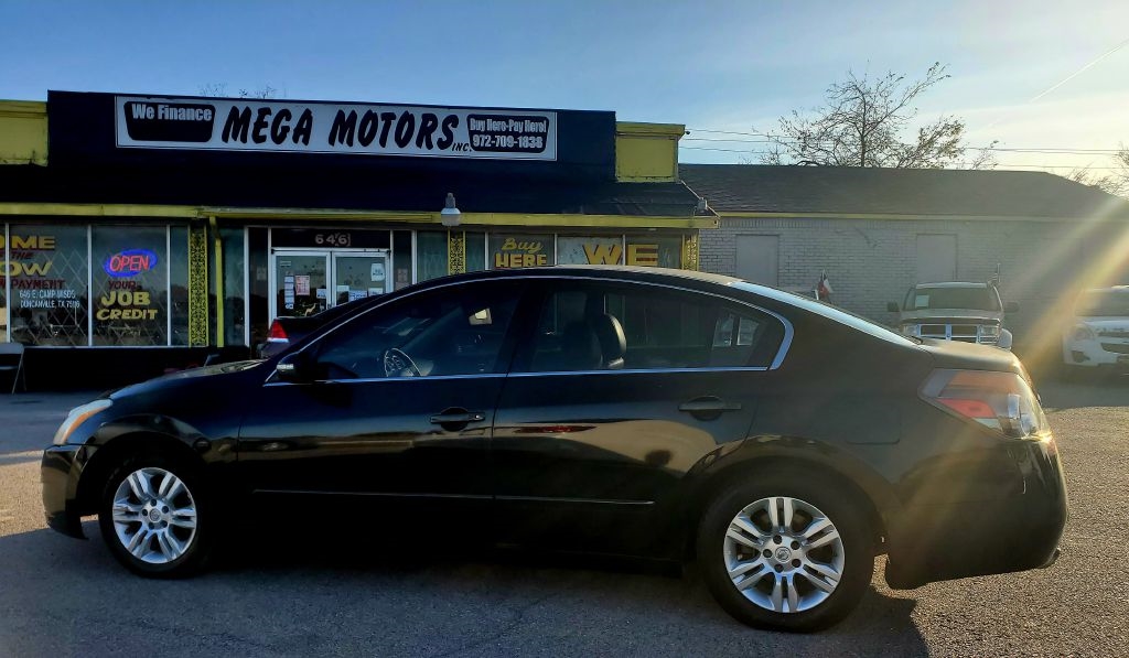 2012 Nissan Altima BASE