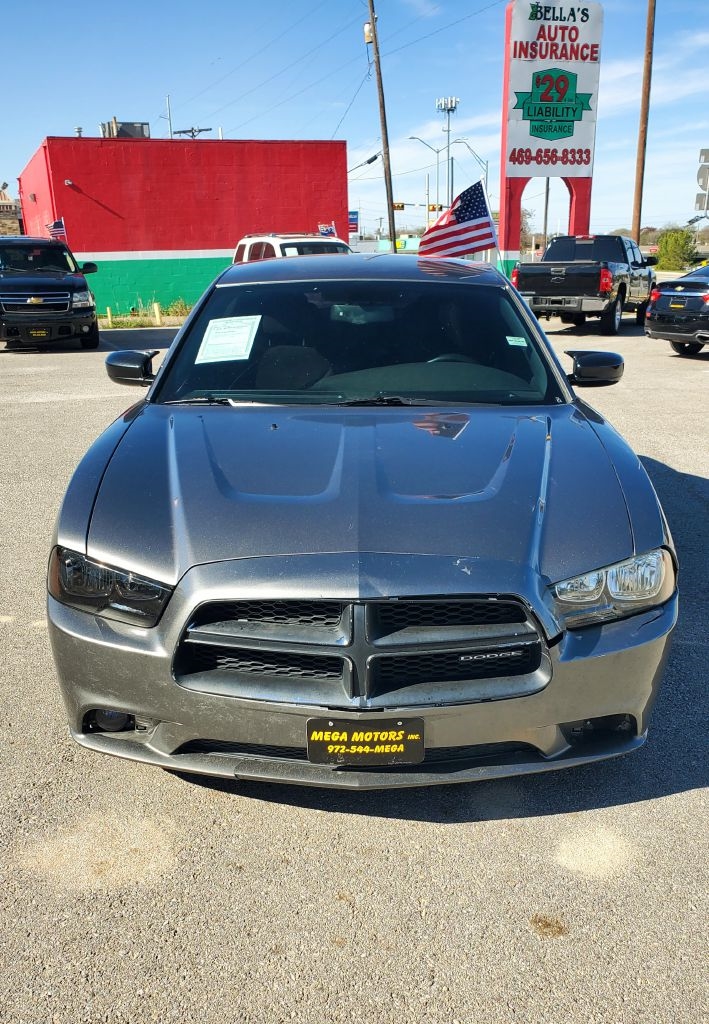 2012 Dodge Charger SE's photo