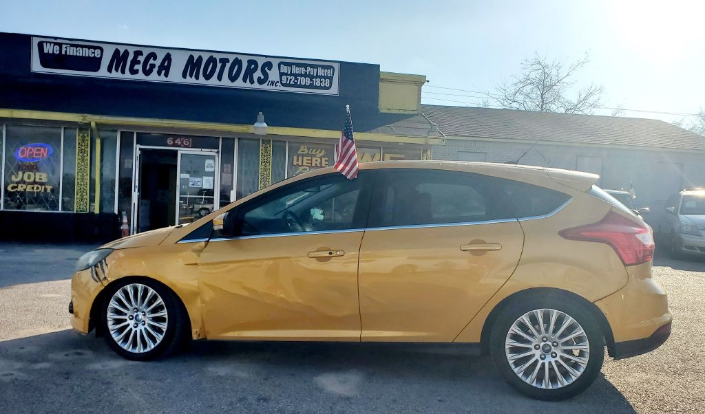 2012 Ford Focus TITANIUM