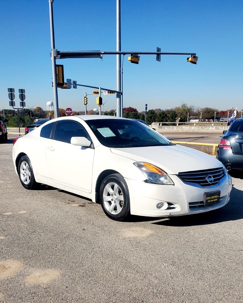 Nissan Altima  2008