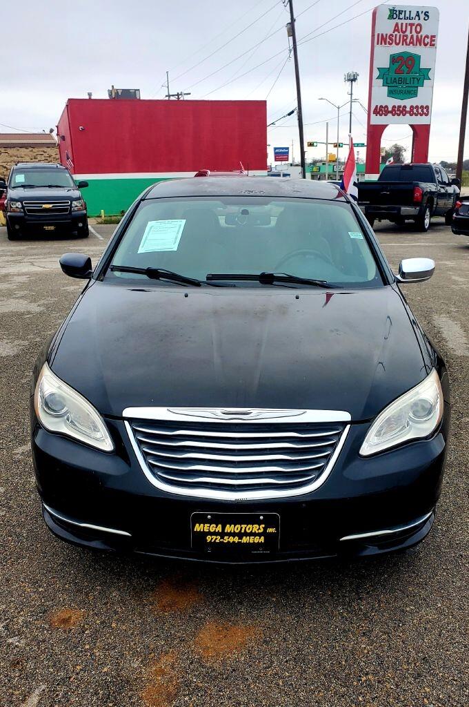 Chrysler 200  2012