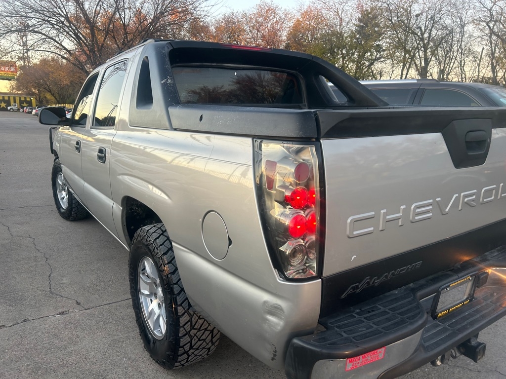 Chevrolet Avalanche  2005