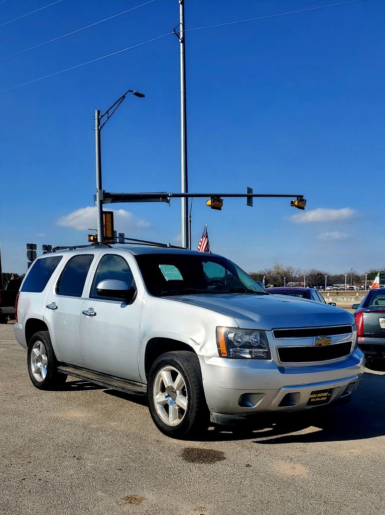Chevrolet Tahoe  2012