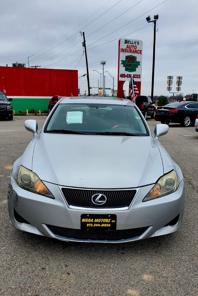 2007 Lexus IS 250's photo