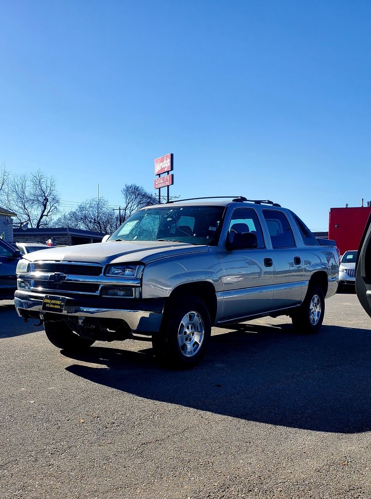 Chevrolet Avalanche  2004