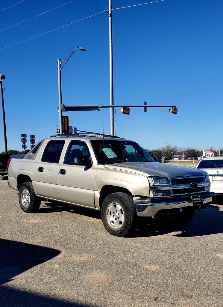 Chevrolet Avalanche  2004