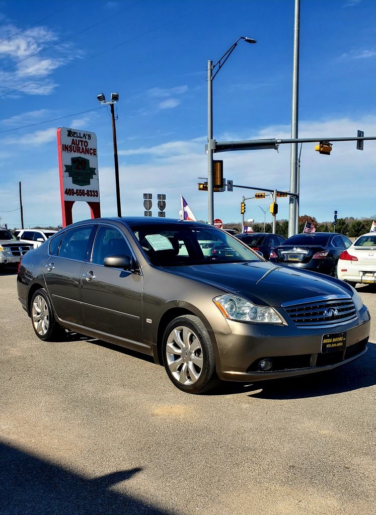 Infiniti M  2007