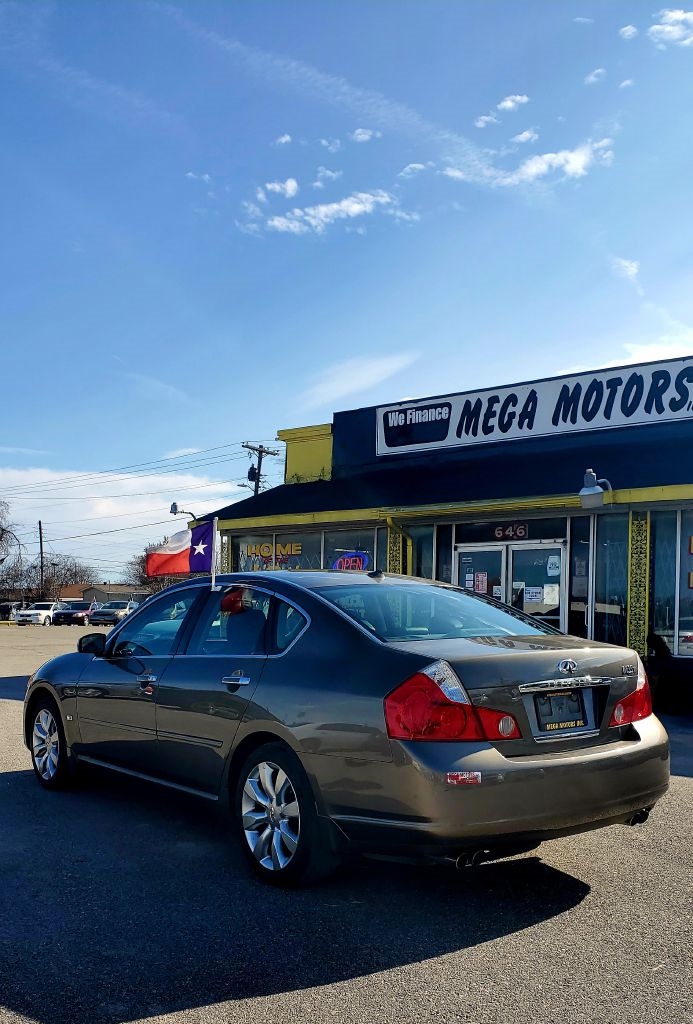 Infiniti M  2007