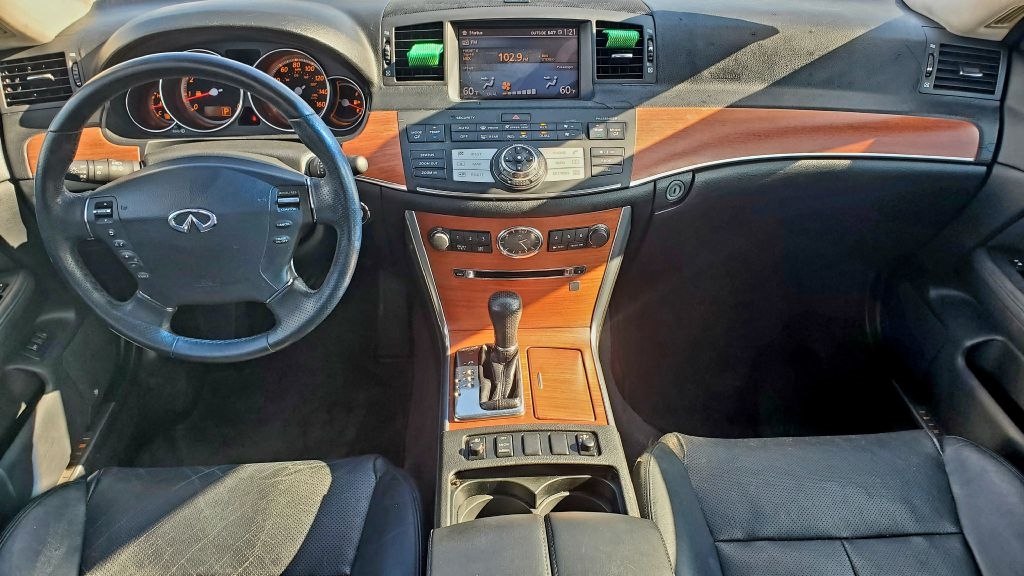 Infiniti M  2007
