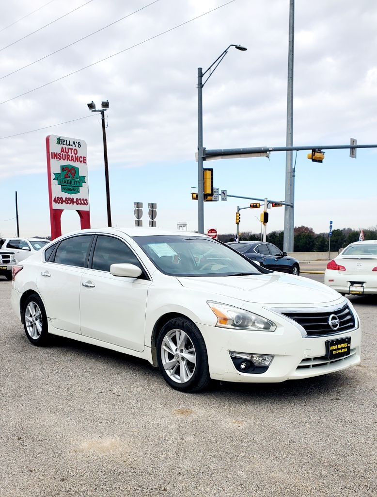 Nissan Altima  2015
