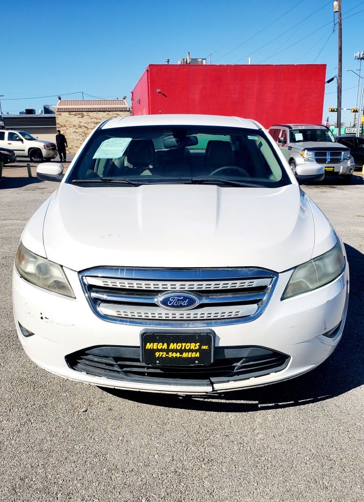Ford Taurus  2011