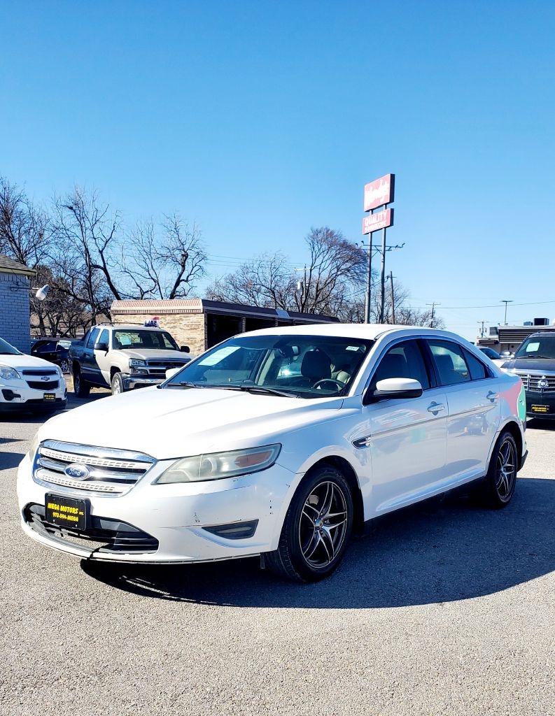 Ford Taurus  2011