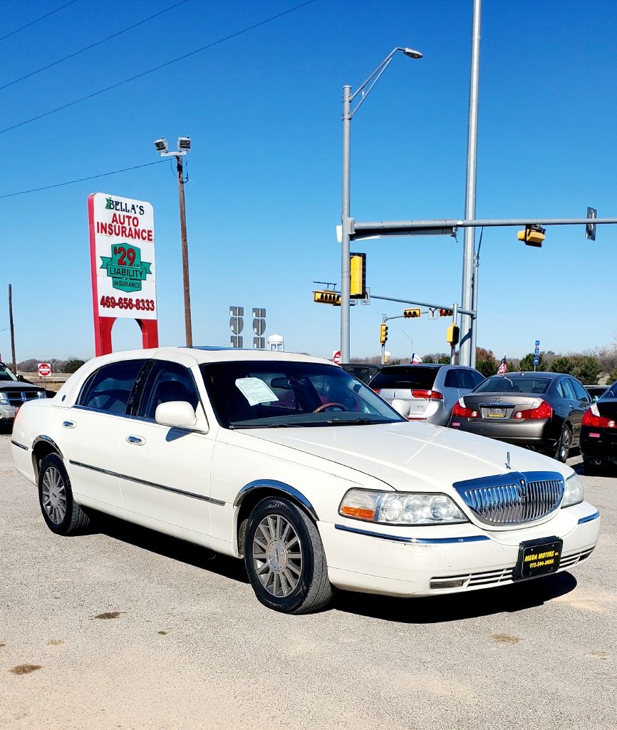 Lincoln Town Car  2003