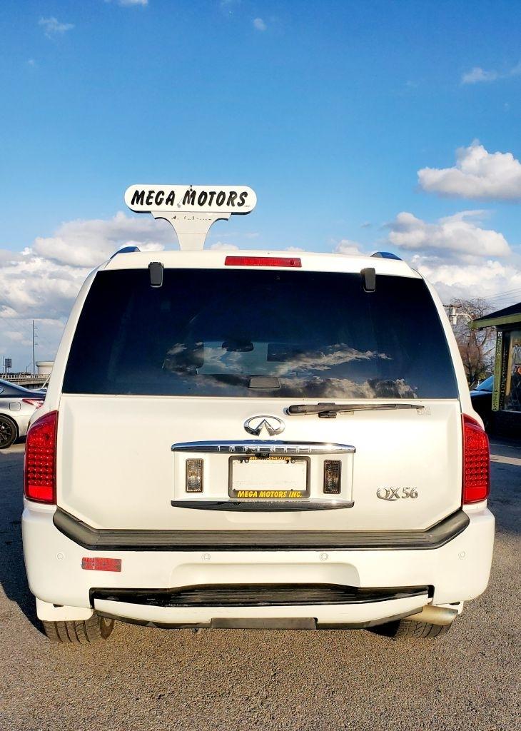 Infiniti QX56  2010