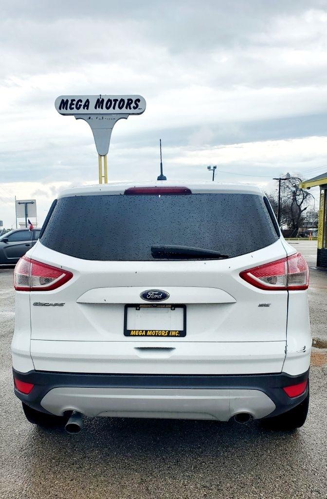 Ford Escape  2015