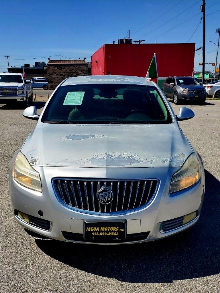 Buick Regal  2011