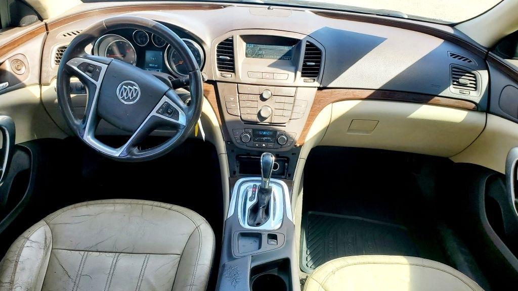 Buick Regal  2011
