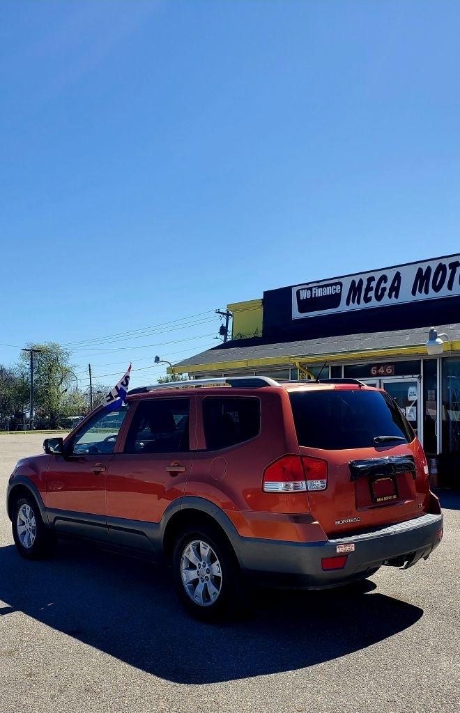 Kia Borrego  2009