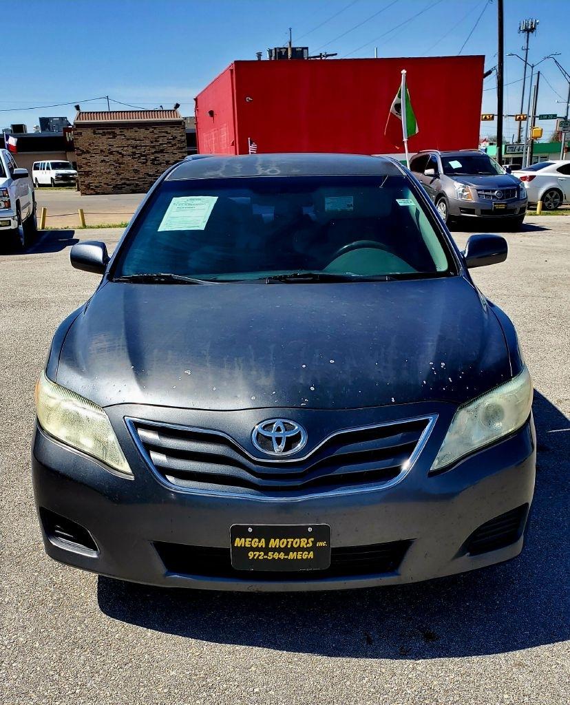 Toyota Camry  2011
