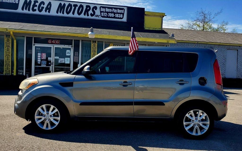 2012 Kia Soul +